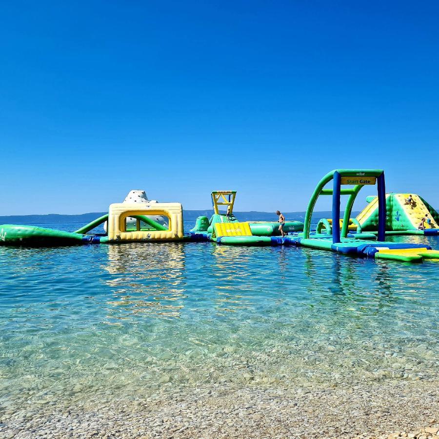 Vila Maslina Apartments Mit Pool Und Garten Nahe Am Strand Tučepi Extérieur photo